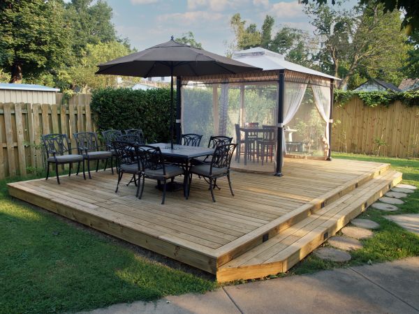 Floating Deck Installation in Meridian